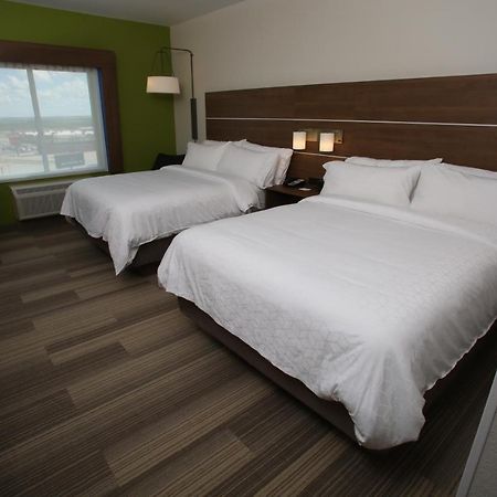 Holiday Inn Express Hotel And Suites Lincoln Airport By Ihg Kültér fotó