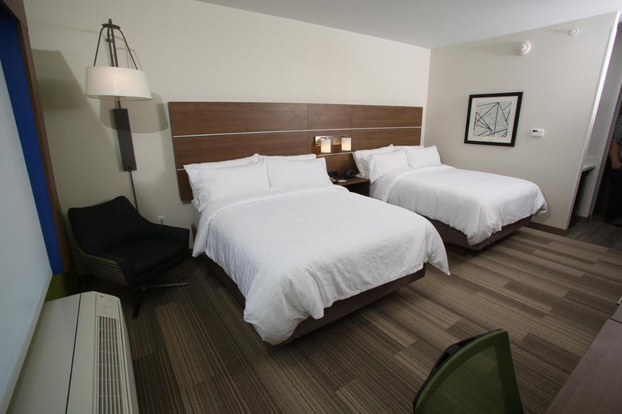 Holiday Inn Express Hotel And Suites Lincoln Airport By Ihg Kültér fotó