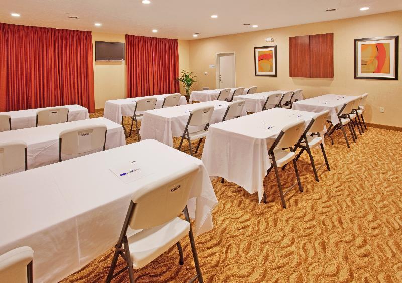 Holiday Inn Express Hotel And Suites Lincoln Airport By Ihg Kültér fotó